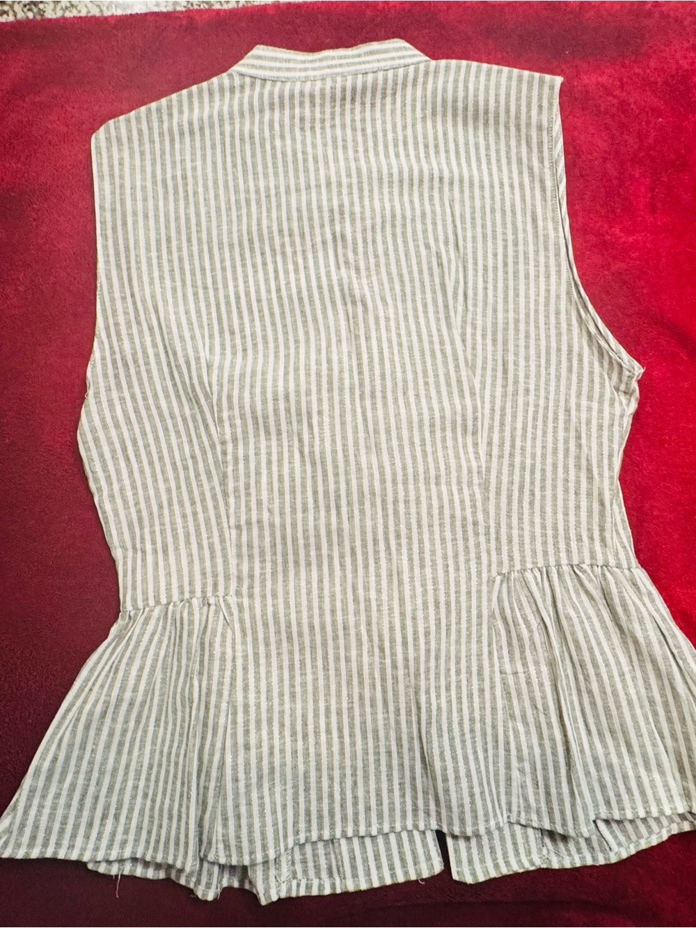 Zara Sleeveless Striped Tie-Front Peplum Top - Gray & White - Picture 7 of 7